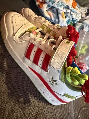 adidas x grinch